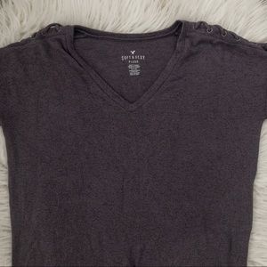 small American Eagle shirt